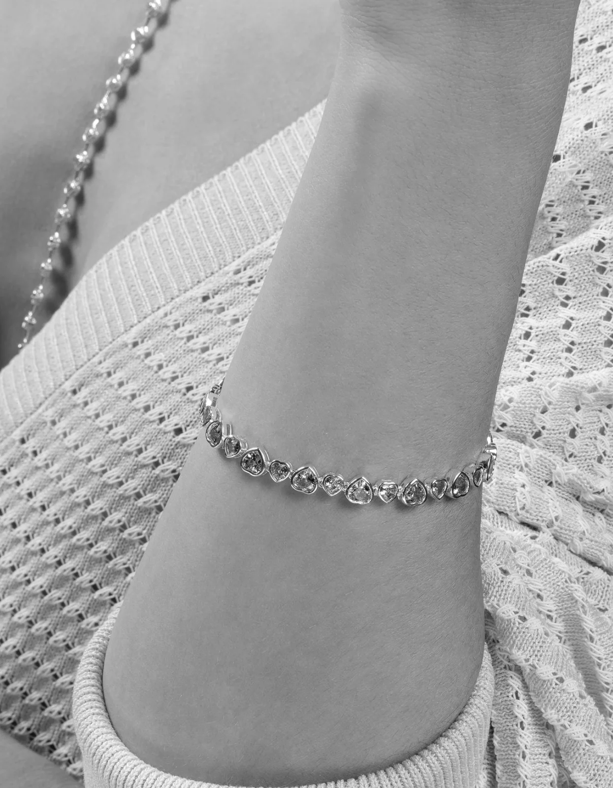 Sweetheart Bracelet - Gold - Image 2