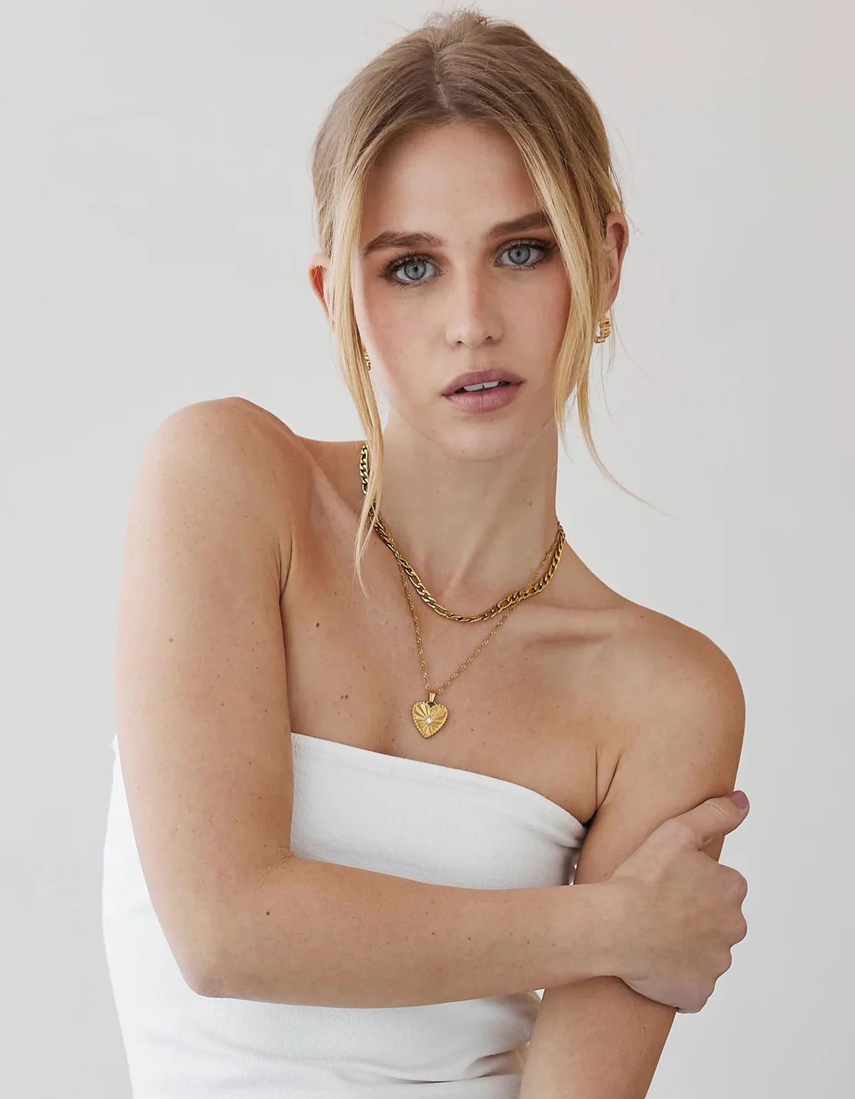 Sophie Heart Pendant Necklace - Gold - Image 3
