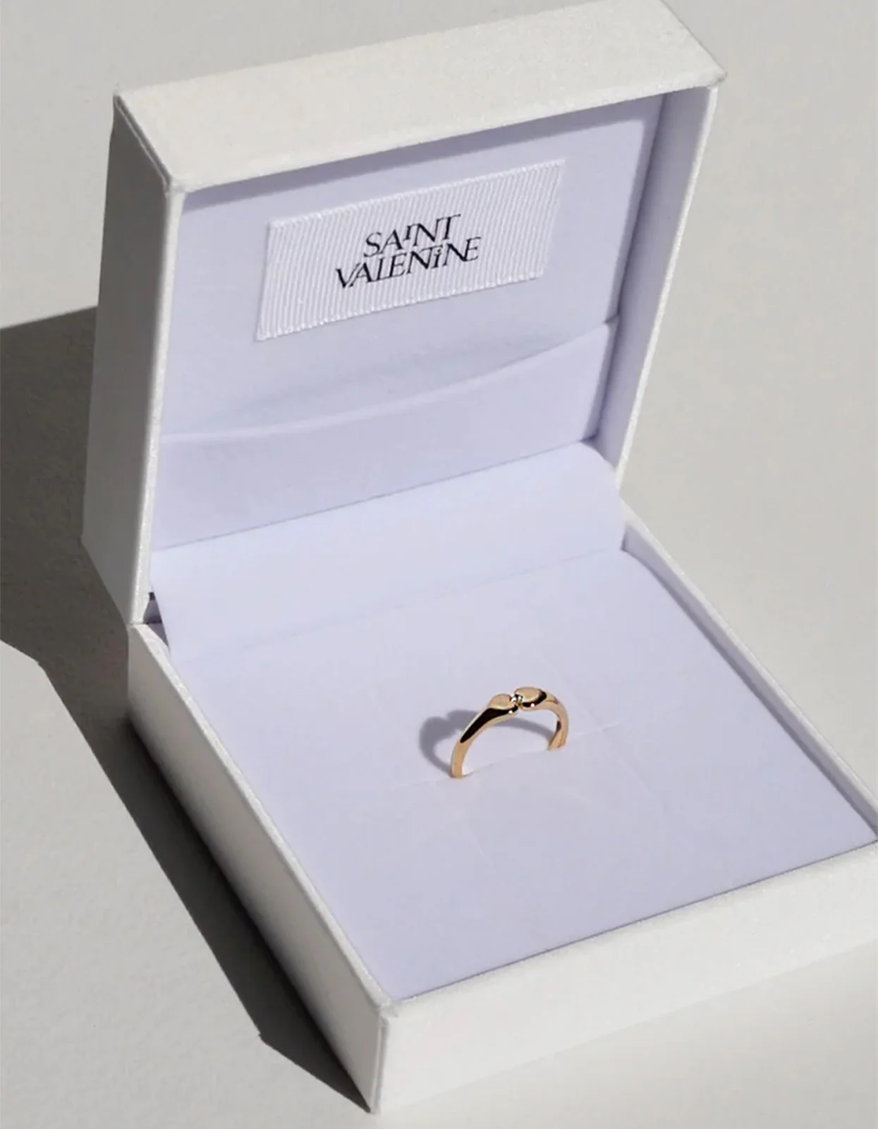 Heart Connection Signet Ring - Gold - Image 5