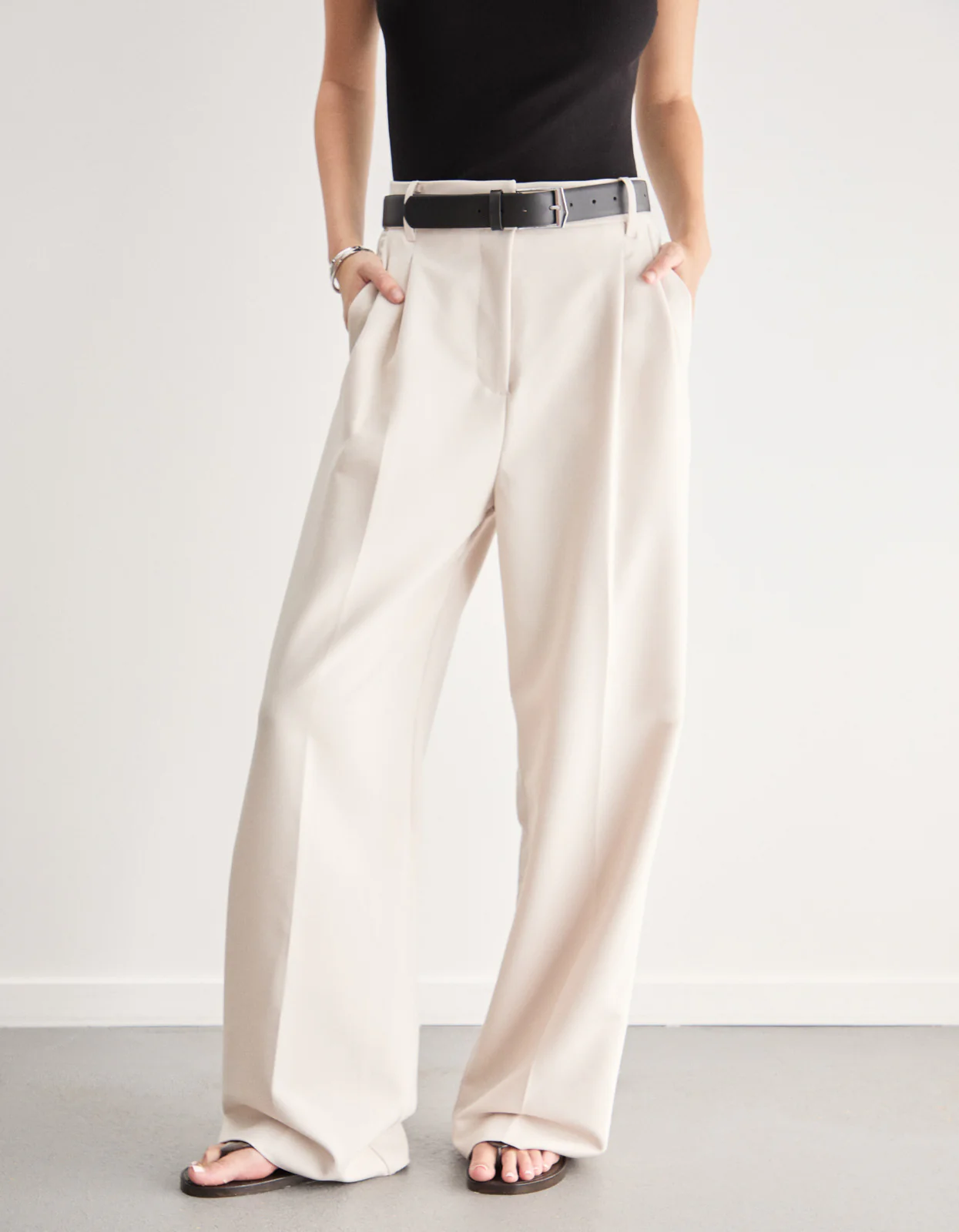 Lockie Pant - Vanilla - Image 3
